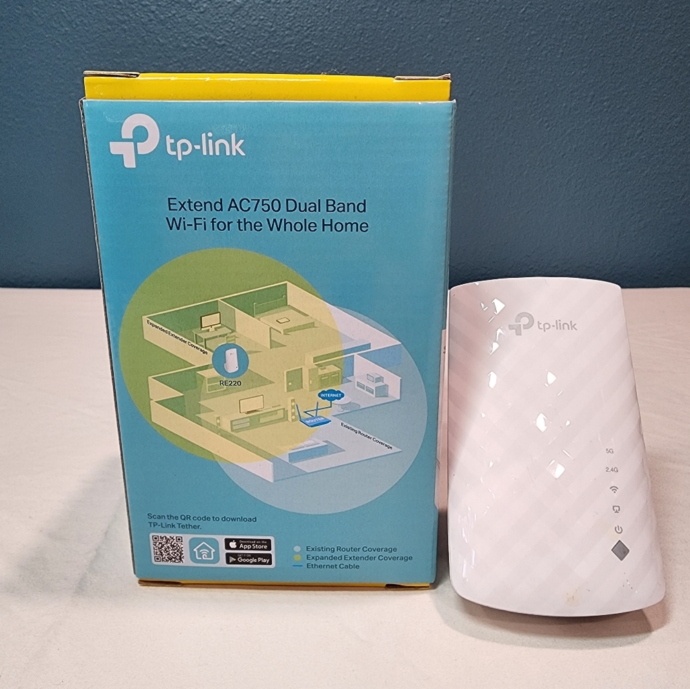 TP-Link WiFi Extender - Picture 3 of 6